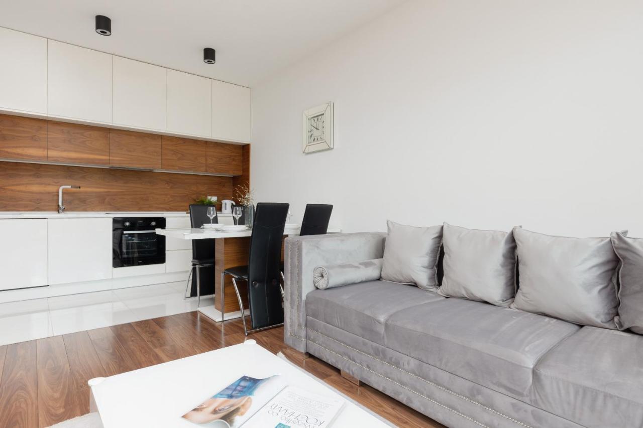 Glamorous Wilanow Apartment By Renters Warszawa Eksteriør bilde